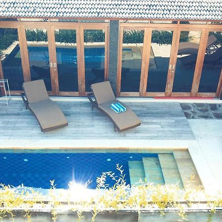 Gili Palms Villas Gili Trawangan Exterior photo