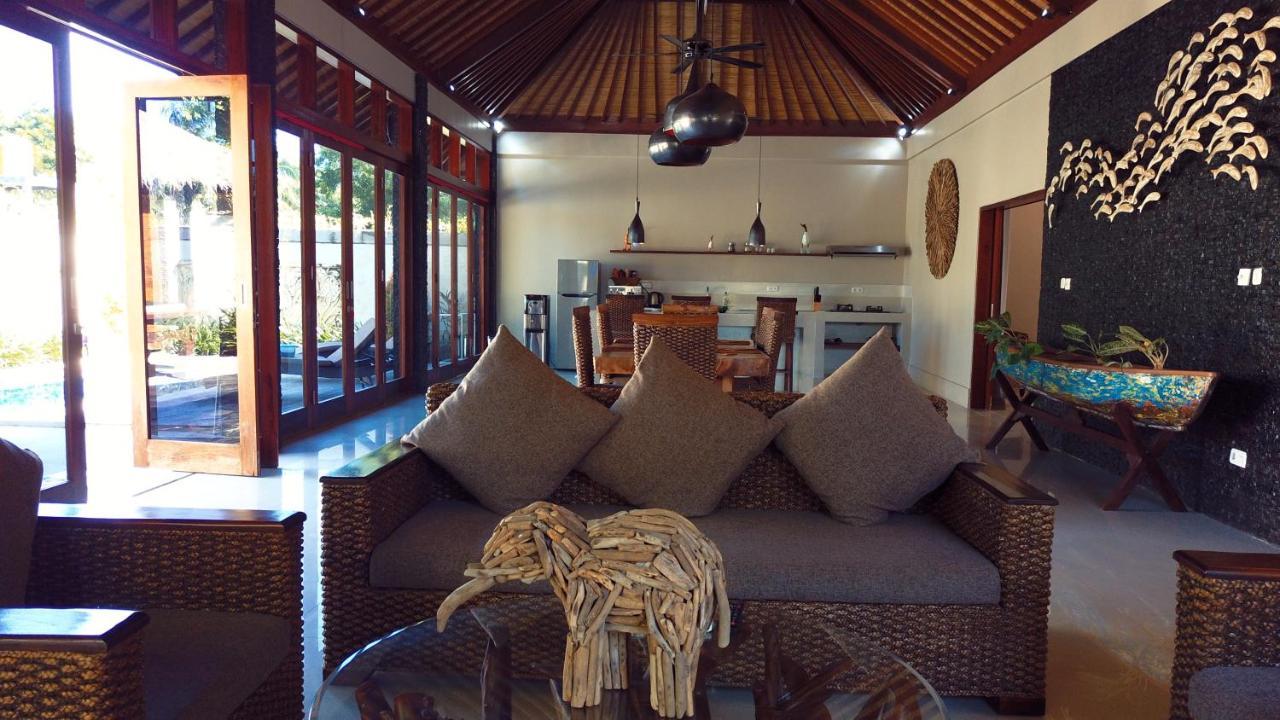 Gili Palms Villas Gili Trawangan Exterior photo